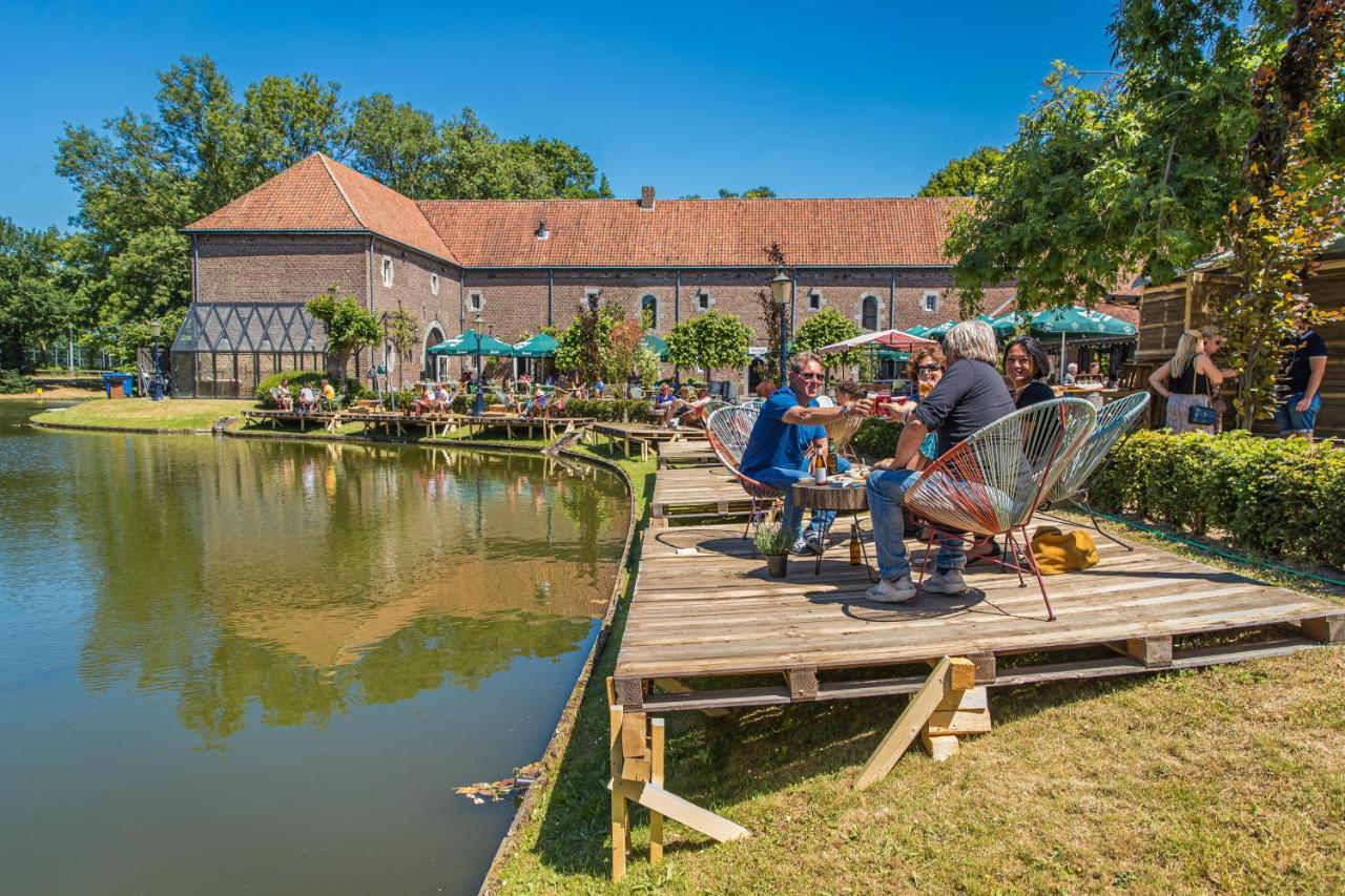 Bed and Breakfast Landgoed Kasteel Limbricht Экстерьер фото