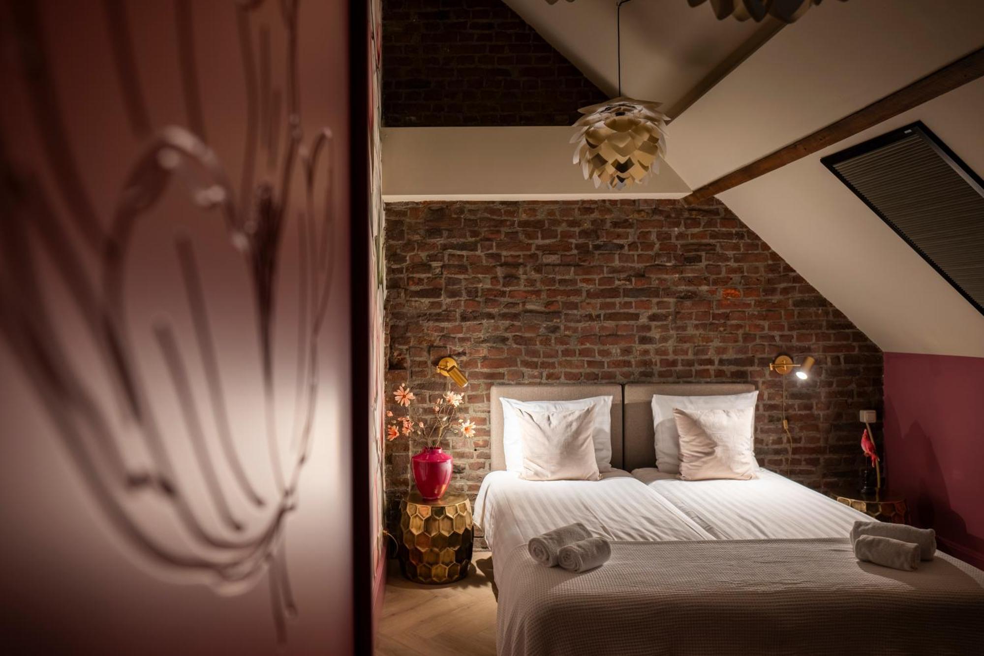 Bed and Breakfast Landgoed Kasteel Limbricht Экстерьер фото